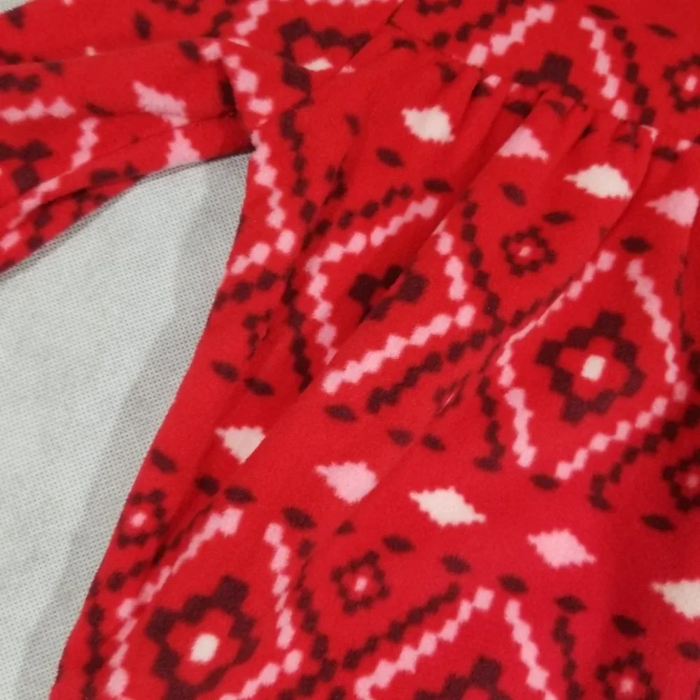Old Navy Pullover Fleece Shirt Red with Pattern Print Girls‎ Size 12-18 Month